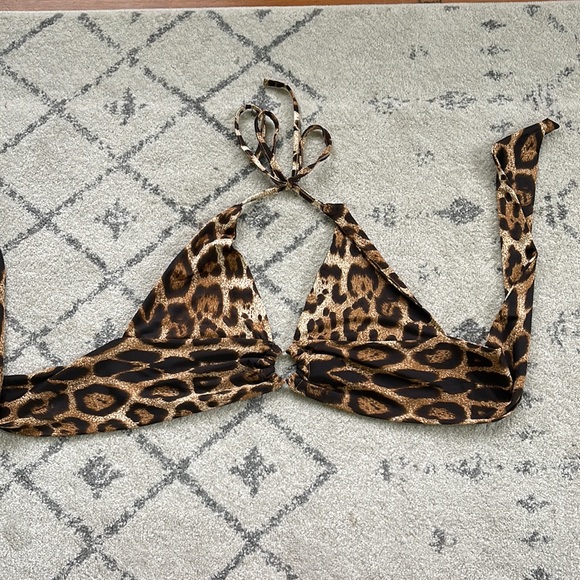SHEIN leopard print ring crop top - Picture 3 of 4